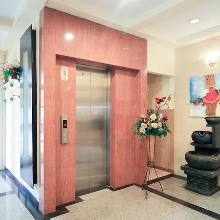Super Oyo Capital O 175 K-60 Residence Surabaja Zewnętrze zdjęcie